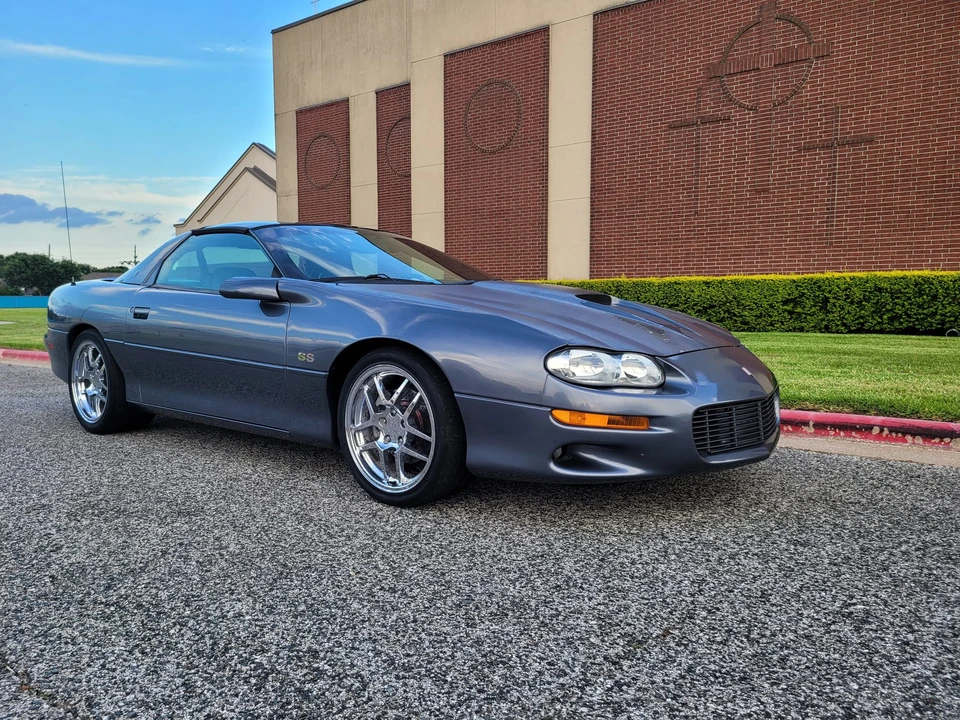 2000 Chevrolet Camaro SS 4th Gen - Image 11 of 31