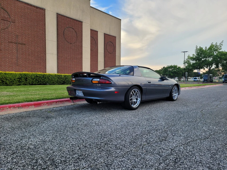 2000 Chevrolet Camaro SS 4th Gen - Image 13 of 31