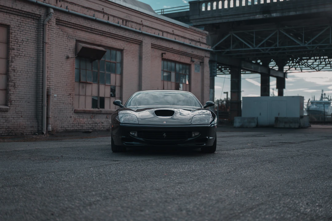 1999 Ferrari 550 Maranello - Image 17 of 31