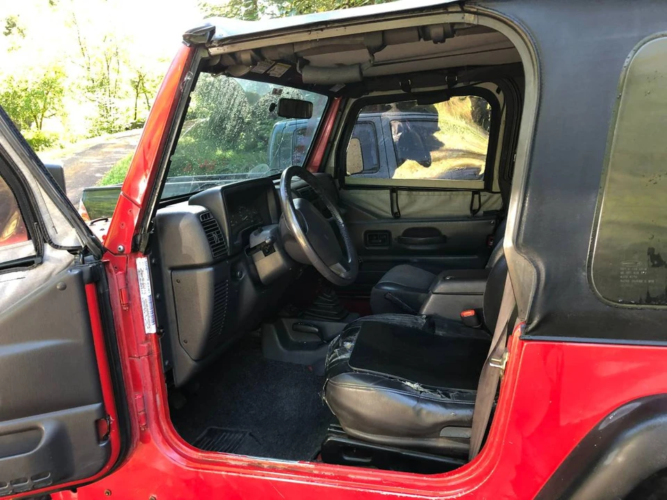 2000 Jeep TJ Wrangler - Image 6 of 9