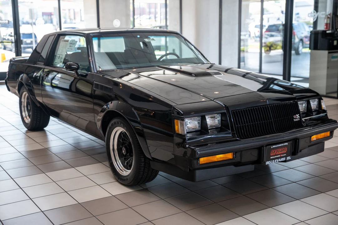 1987 Buick Grand National GNX - Image 2 of 31