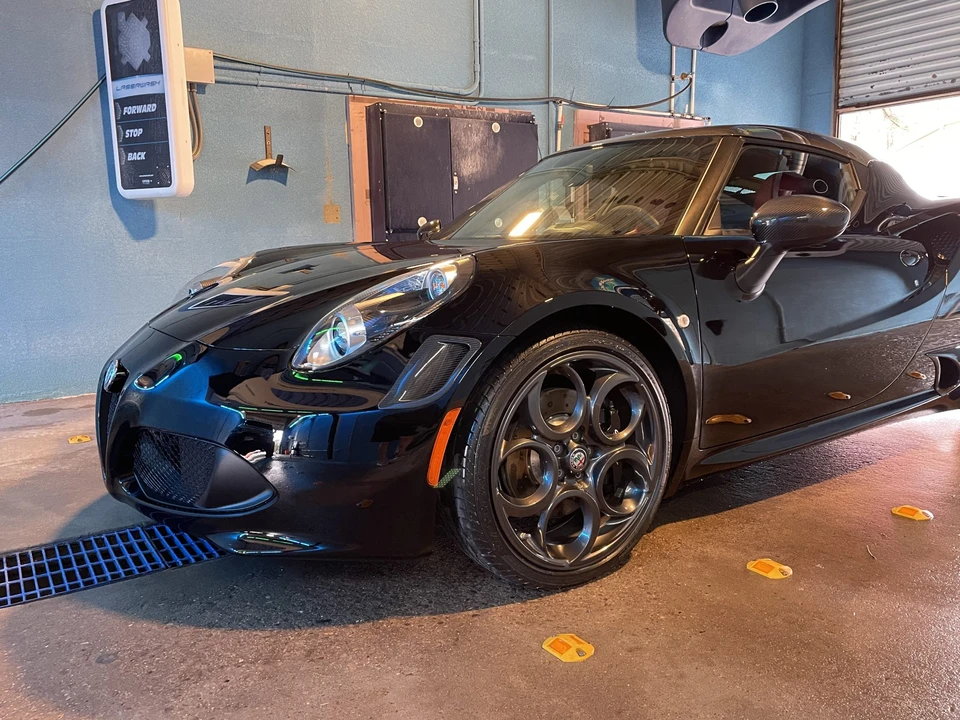 2018 Alfa Romeo 4C Coupe - Image 13 of 31