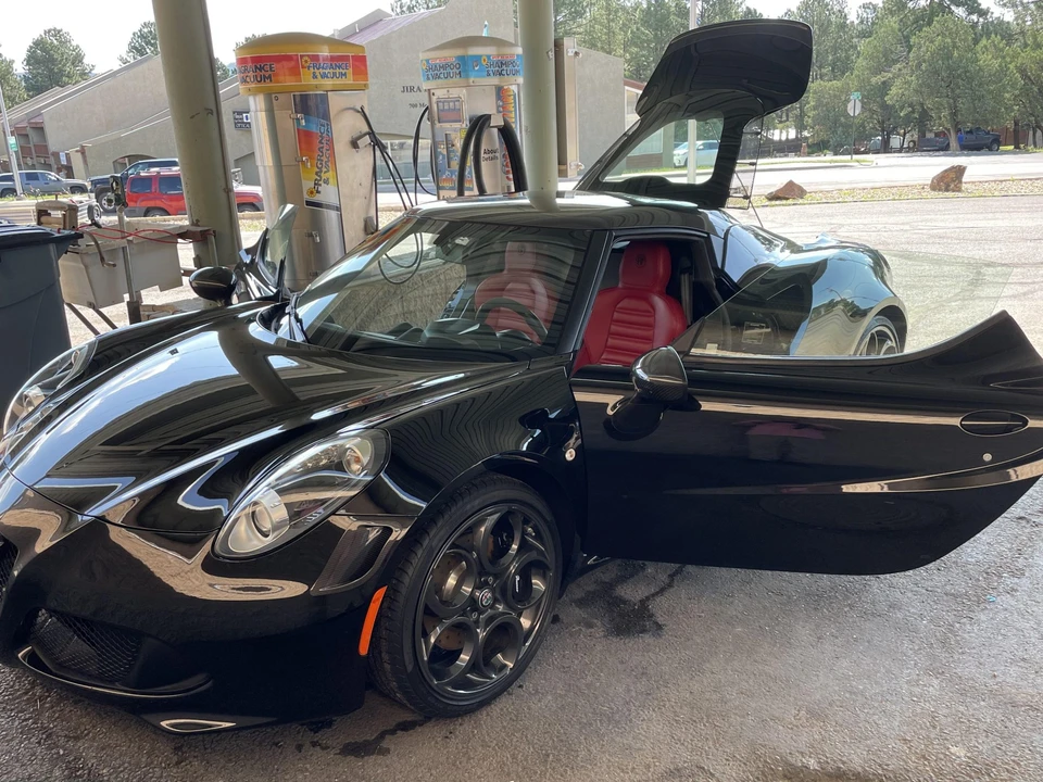 2018 Alfa Romeo 4C Coupe - Image 24 of 31