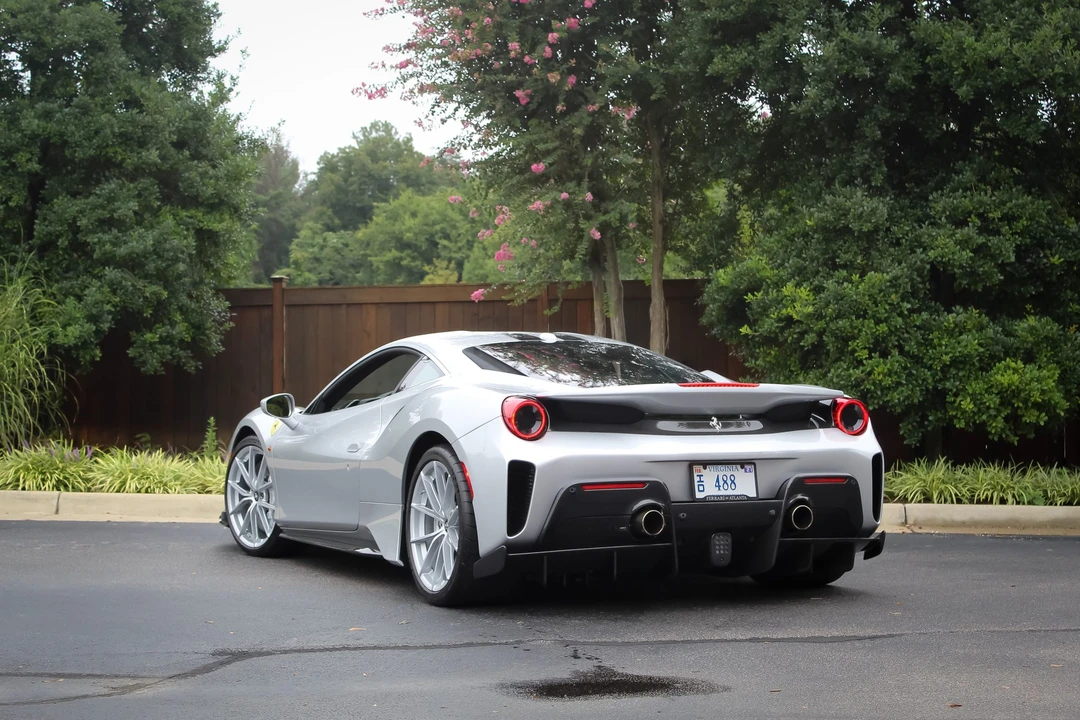 2020 Ferrari 488 Pista - Image 7 of 31