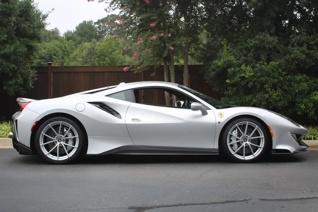 2020 Ferrari 488 Pista - Image 5 of 31