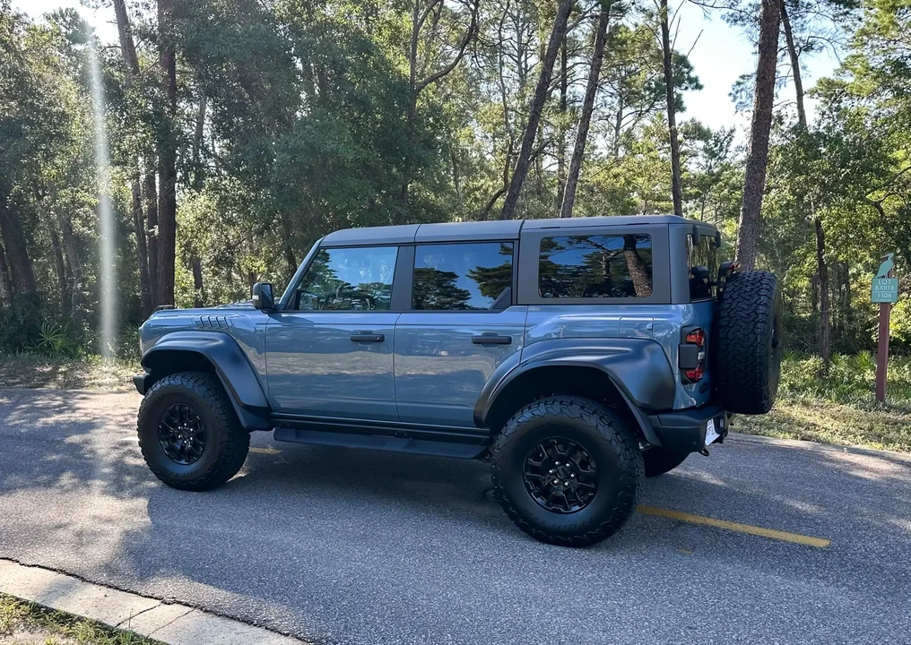 2023 Ford Bronco Raptor 6th Gen - Image 5 of 6