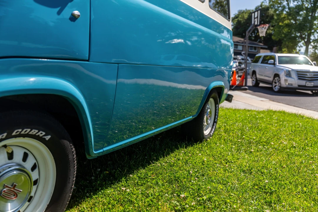 1964 Ford Econoline Van - Image 31 of 31