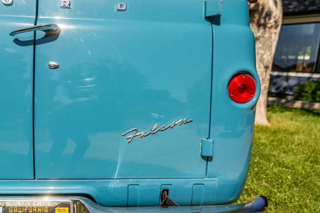 1964 Ford Econoline Van - Image 21 of 31