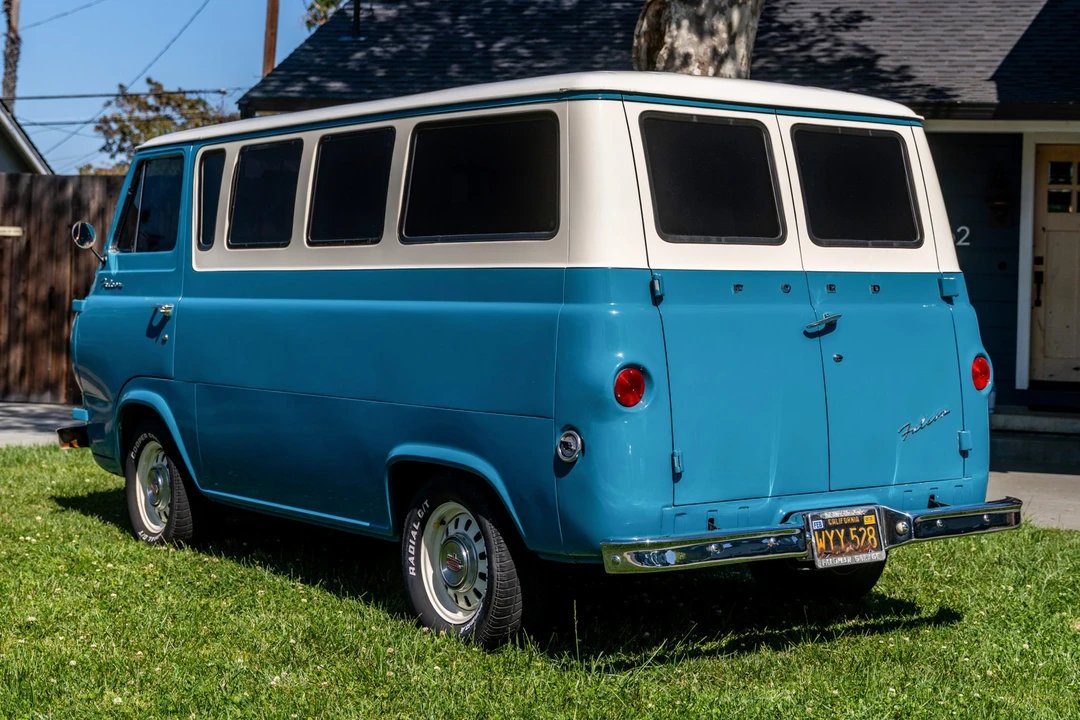 1964 Ford Econoline Van - Image 8 of 31