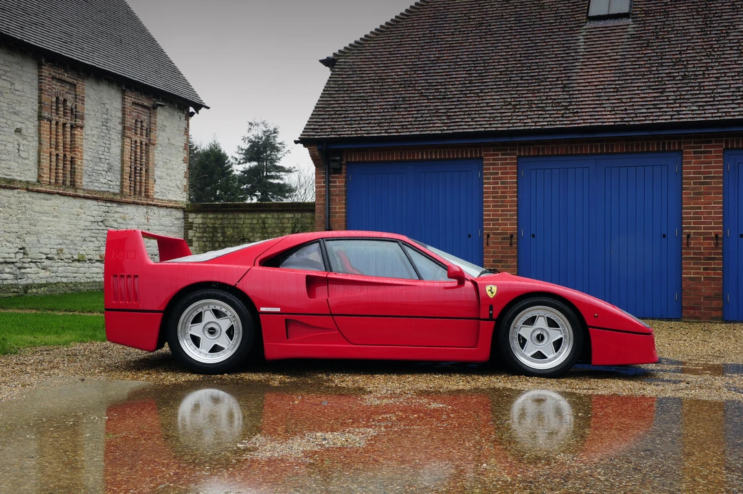 1990 Ferrari F40 - Image 6 of 9