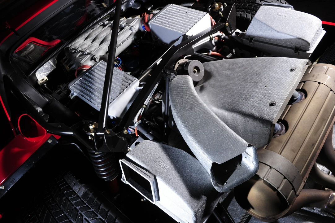 1990 Ferrari F40 - Image 8 of 9
