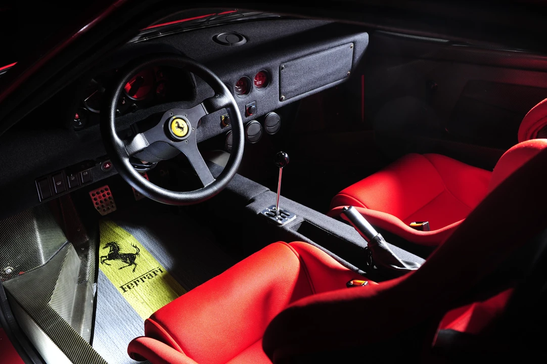 1990 Ferrari F40 - Image 7 of 9