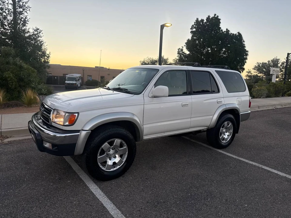 2000 Toyota 4Runner 3rd Gen - Image 2 of 15