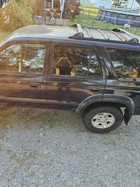 2000 Toyota 4Runner 3rd Gen - Image 2 of 17