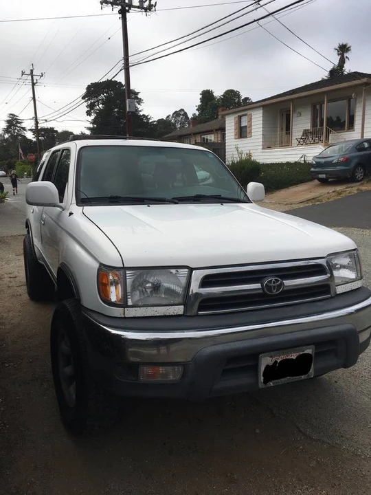 2000 Toyota 4Runner 3rd Gen - Image 2 of 4