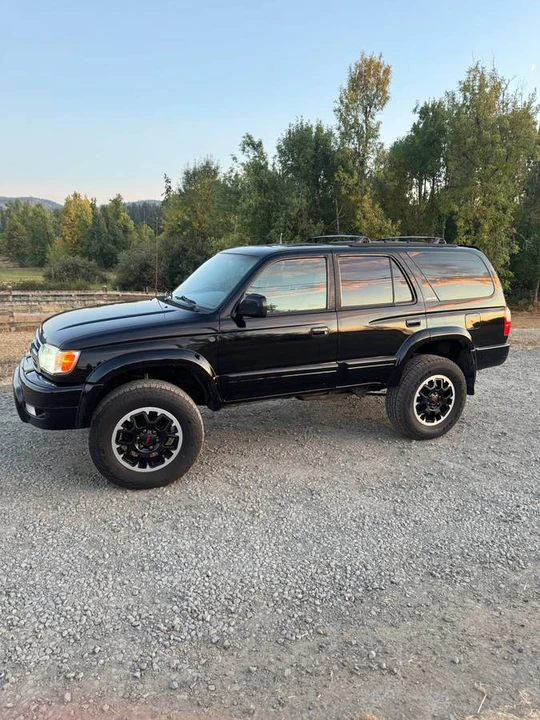 2000 Toyota 4Runner 3rd Gen - Image 3 of 15