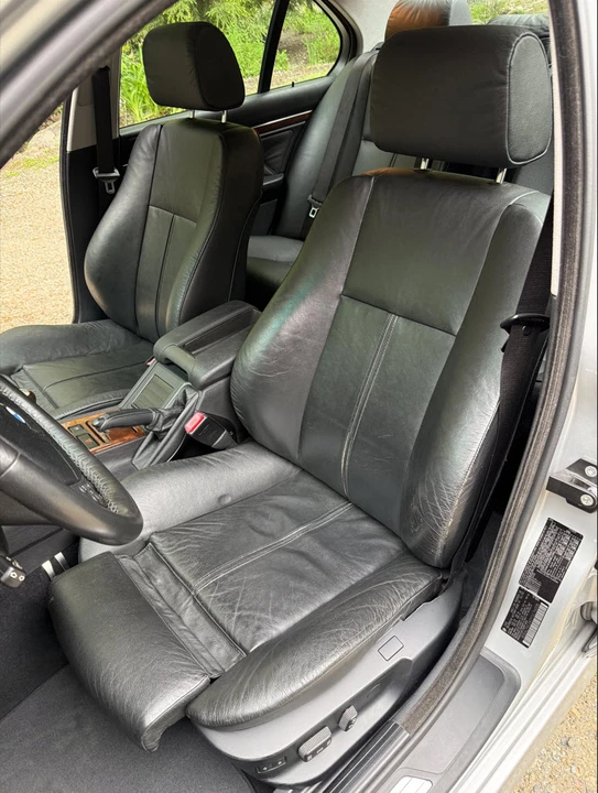 2000 BMW E39 540i - Image 6 of 6
