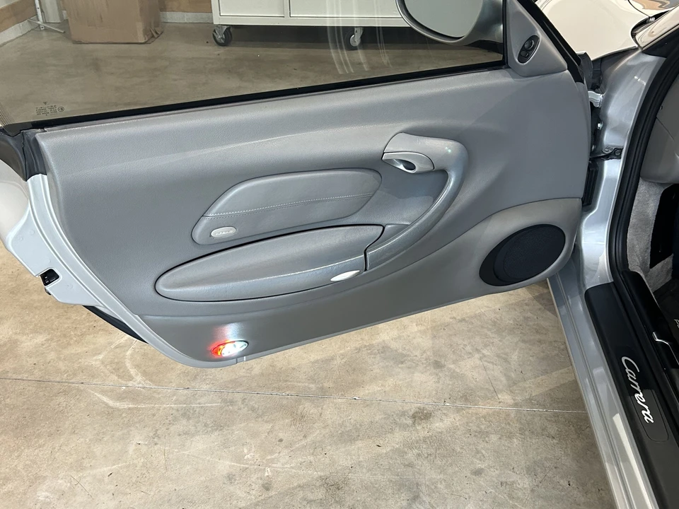 2000 Porsche 996 Carrera - Image 8 of 19