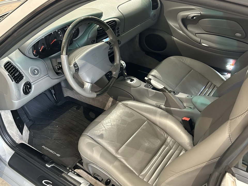 2000 Porsche 996 Carrera - Image 9 of 19