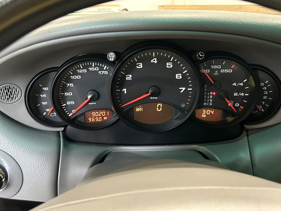 2000 Porsche 996 Carrera - Image 10 of 19
