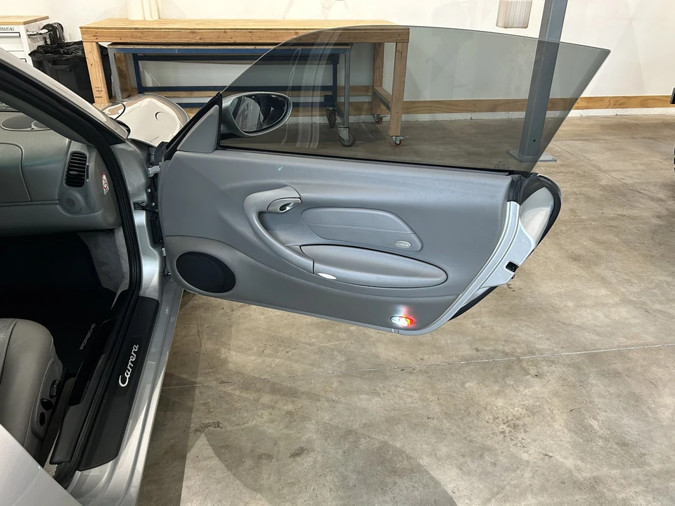 2000 Porsche 996 Carrera - Image 13 of 19