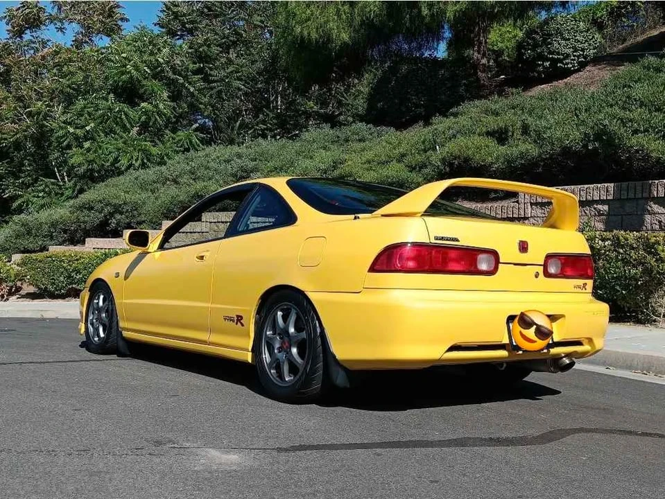 2000 Acura Integra Type R 3rd Gen - Image 2 of 10
