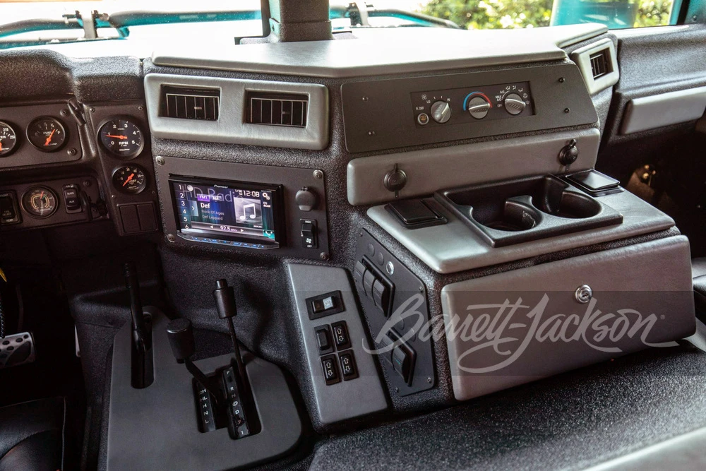 2000 AM General Hummer - Image 10 of 15