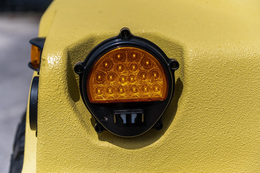 2000 AM General Hummer - Image 17 of 31