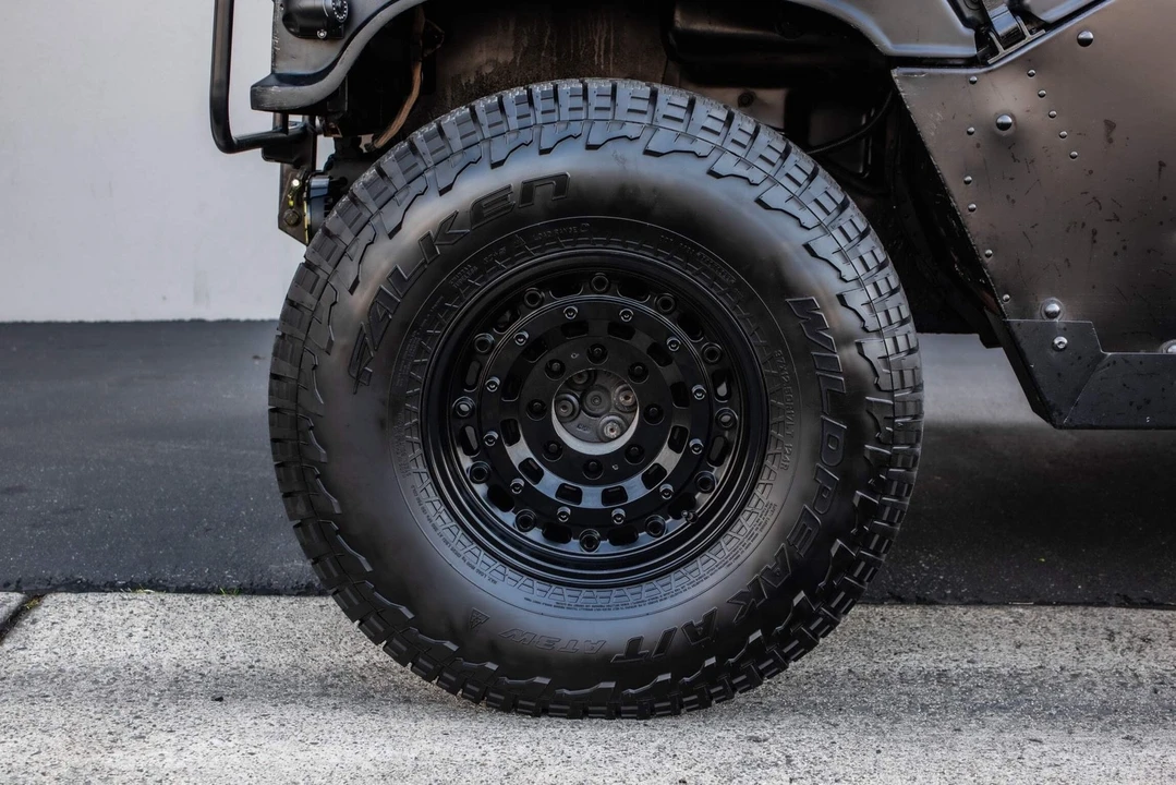 2000 AM General Hummer - Image 9 of 21