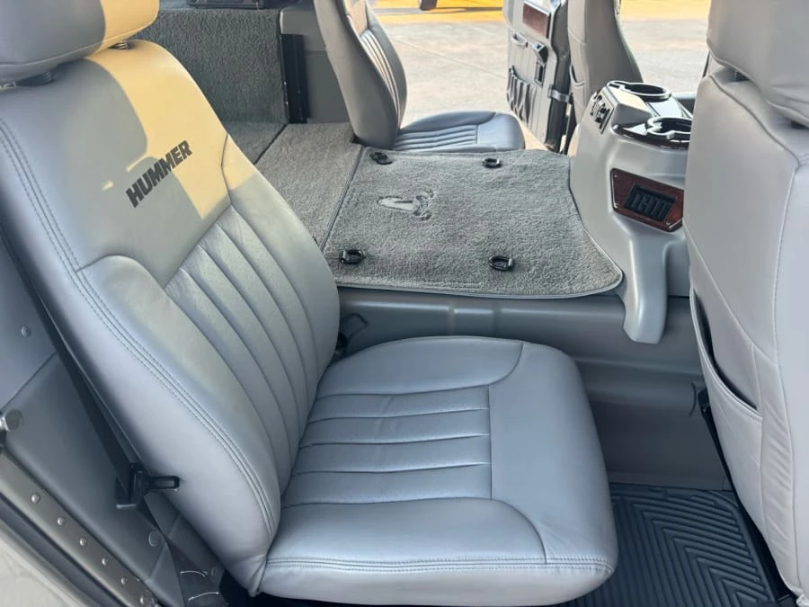 2000 AM General Hummer - Image 13 of 14