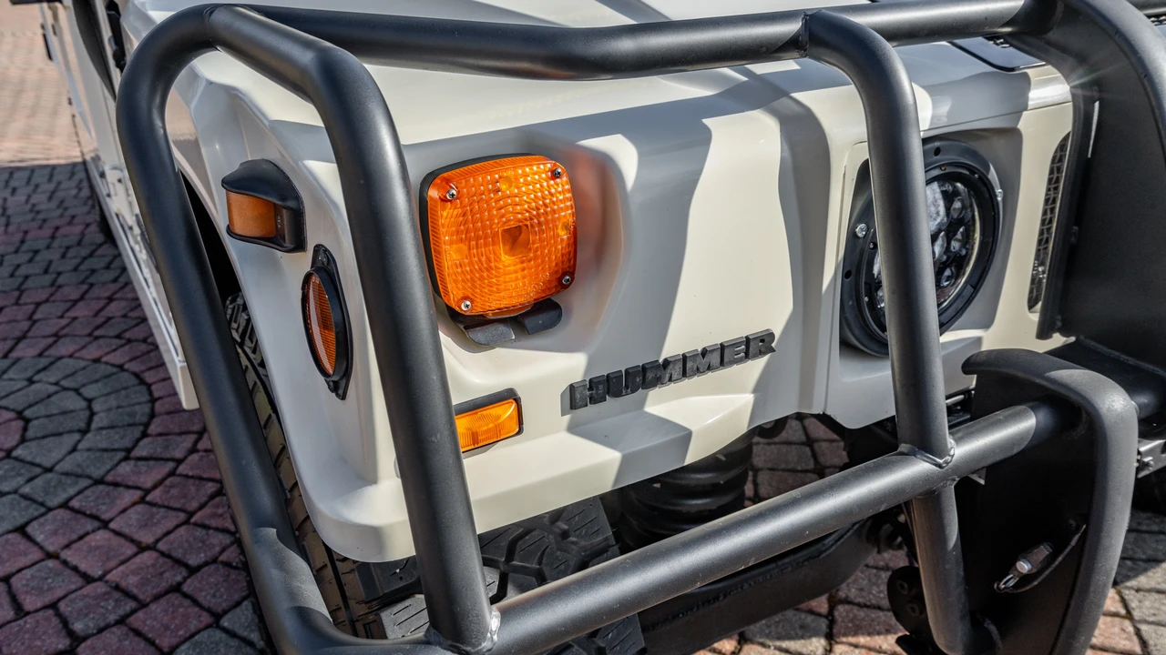 2000 AM General Hummer - Image 17 of 31