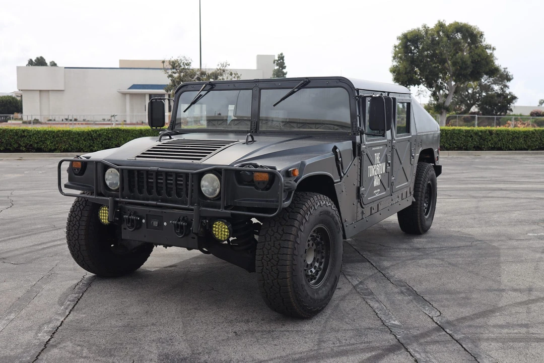 2000 Hummer HMMWV - Image 2 of 31