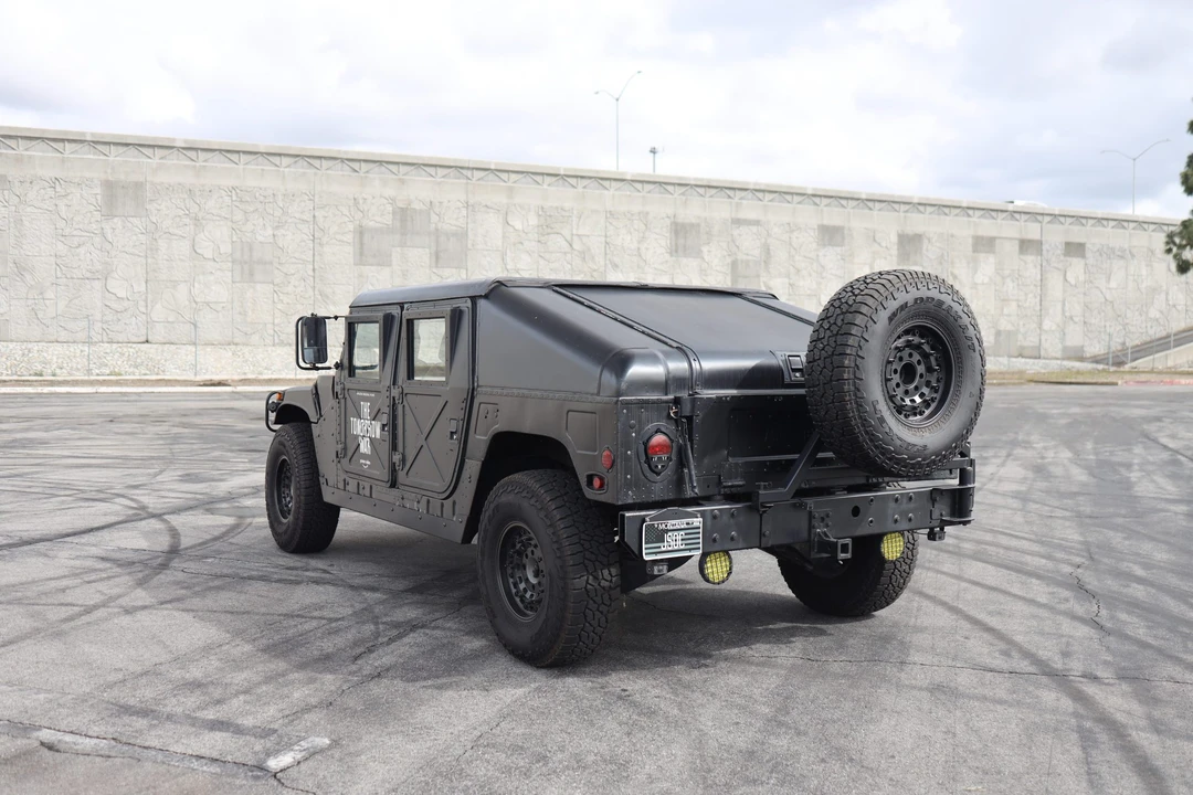 2000 Hummer HMMWV - Image 8 of 31