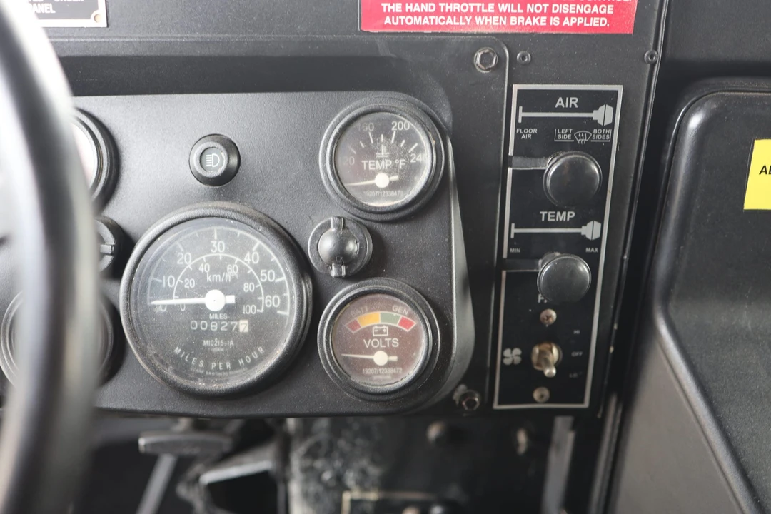 2000 Hummer HMMWV - Image 18 of 31