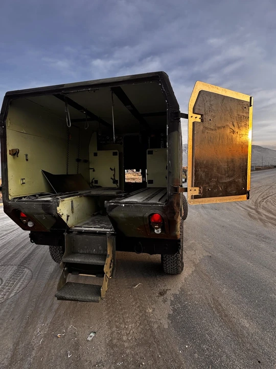 2000 Hummer HMMWV - Image 13 of 31