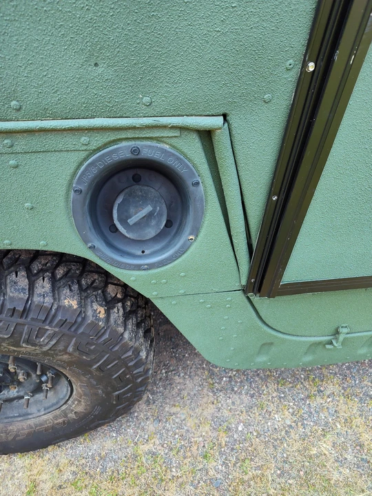 2000 Hummer HMMWV - Image 24 of 31