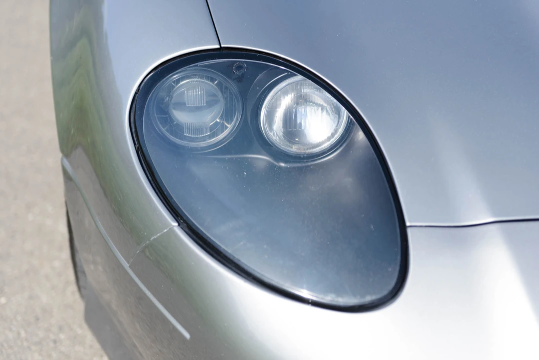 2000 Aston Martin DB7 Vantage - Image 9 of 31