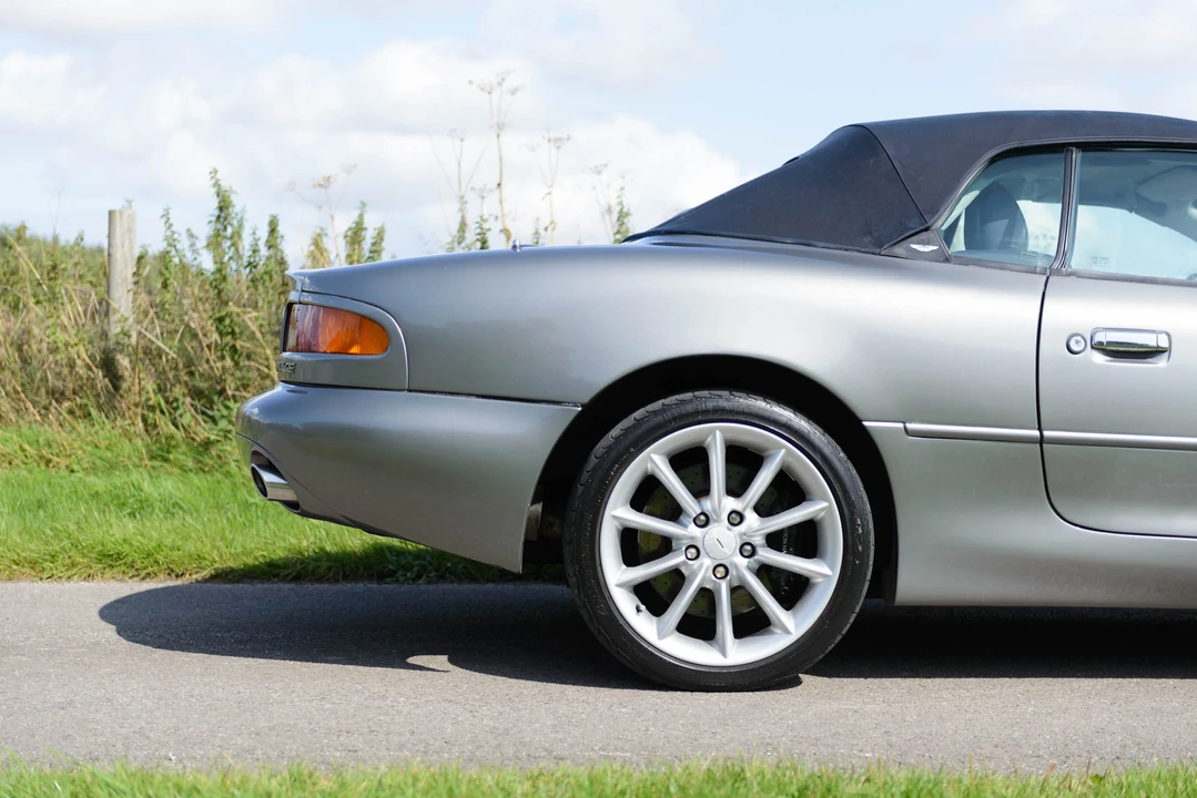 2000 Aston Martin DB7 Vantage - Image 24 of 31