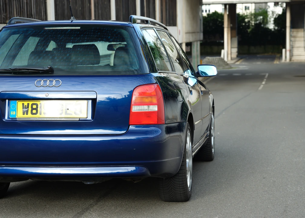 2000 Audi B5 S4 - Image 15 of 31