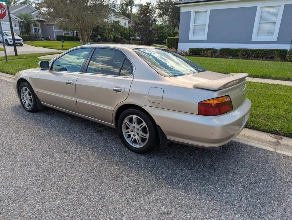 2000 Acura TL 2nd Gen - Image 2 of 14