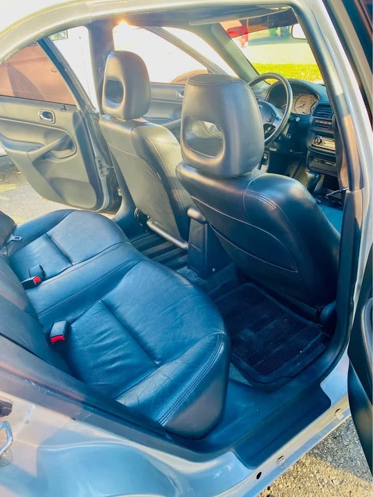 2000 Acura EL - Image 5 of 7