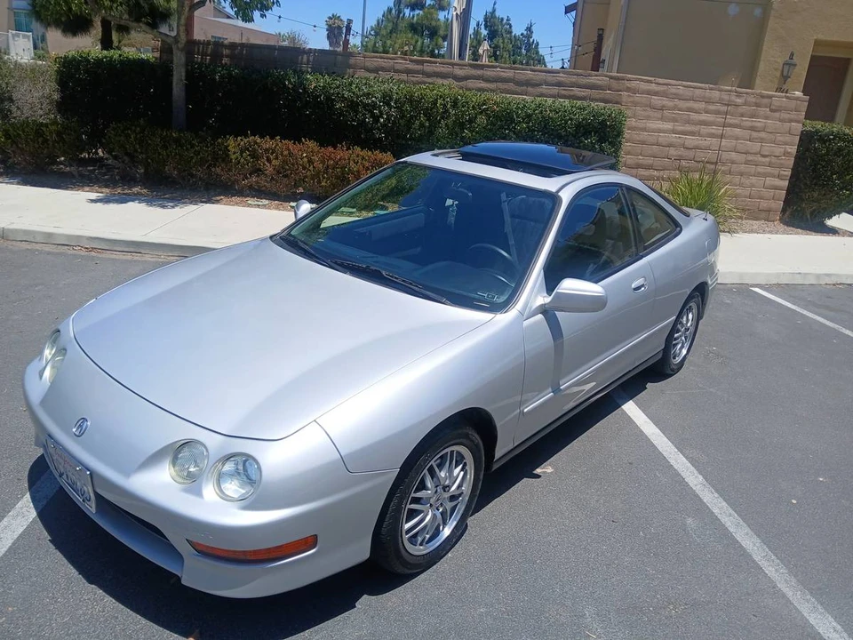 2000 Acura Integra 3rd Gen - Image 2 of 24