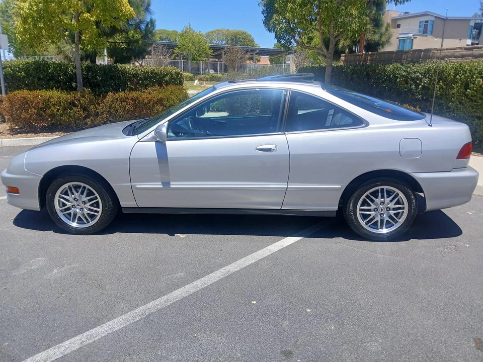 2000 Acura Integra 3rd Gen - Image 3 of 24