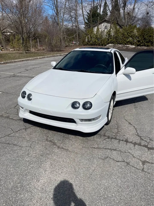 2000 Acura Integra 3rd Gen - Image 2 of 8