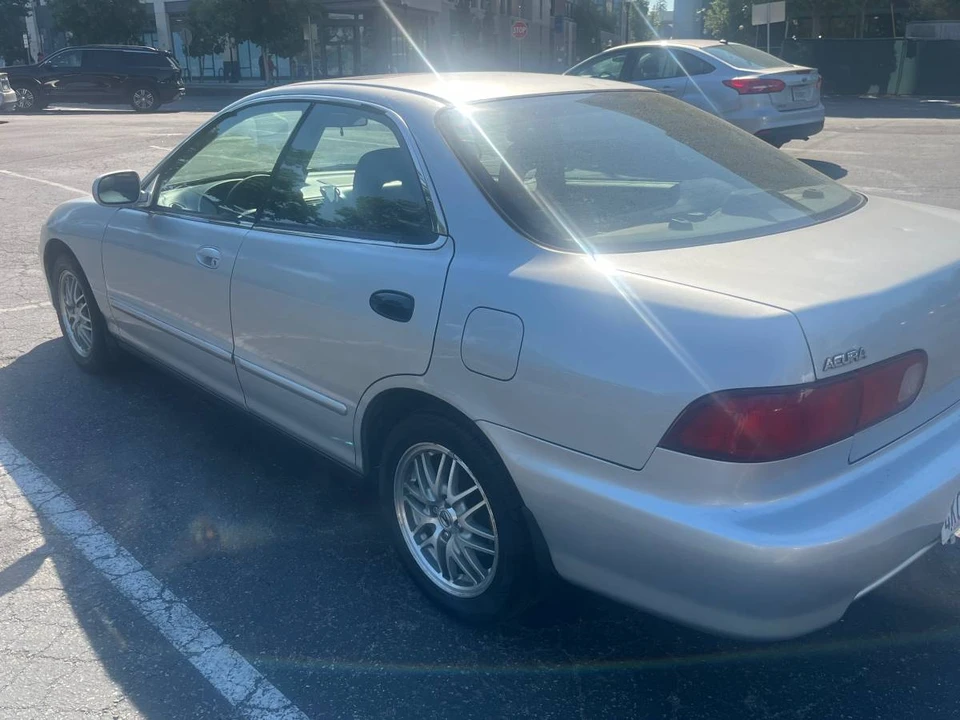 2000 Acura Integra 3rd Gen - Image 3 of 15