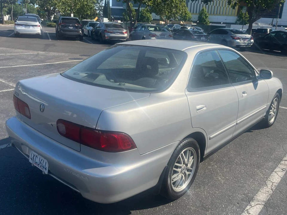 2000 Acura Integra 3rd Gen - Image 5 of 15