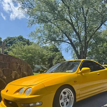 2000 Acura Integra GS Hatchback 2D