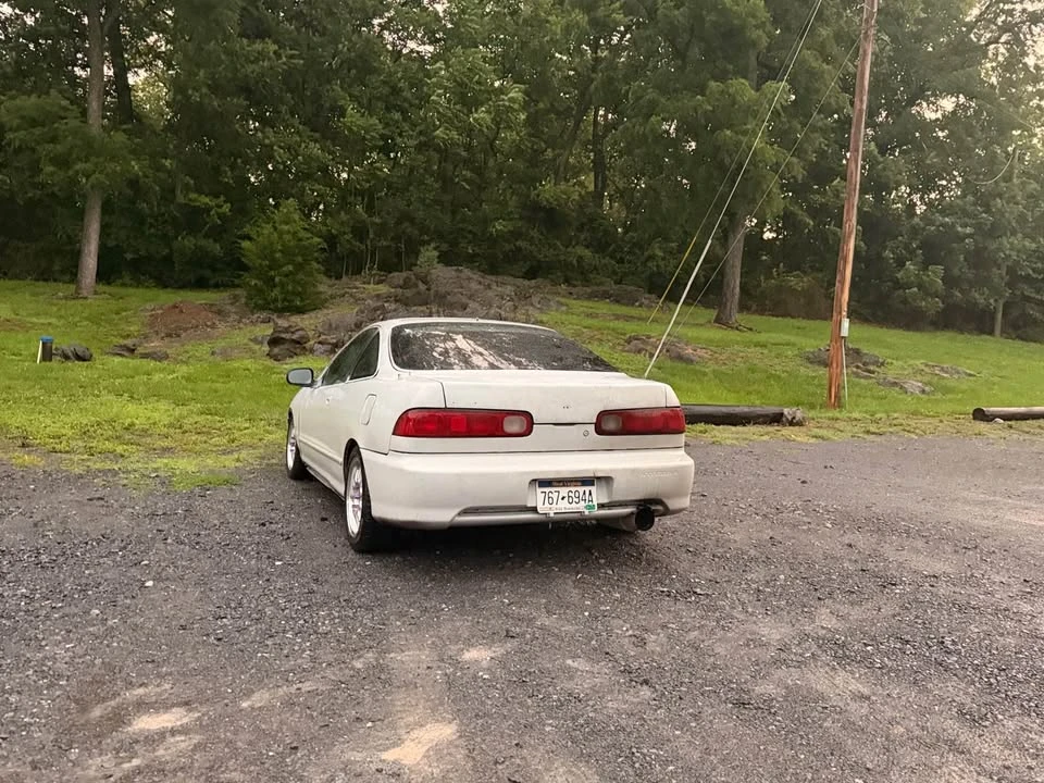 2000 Acura Integra 3rd Gen - Image 2 of 8