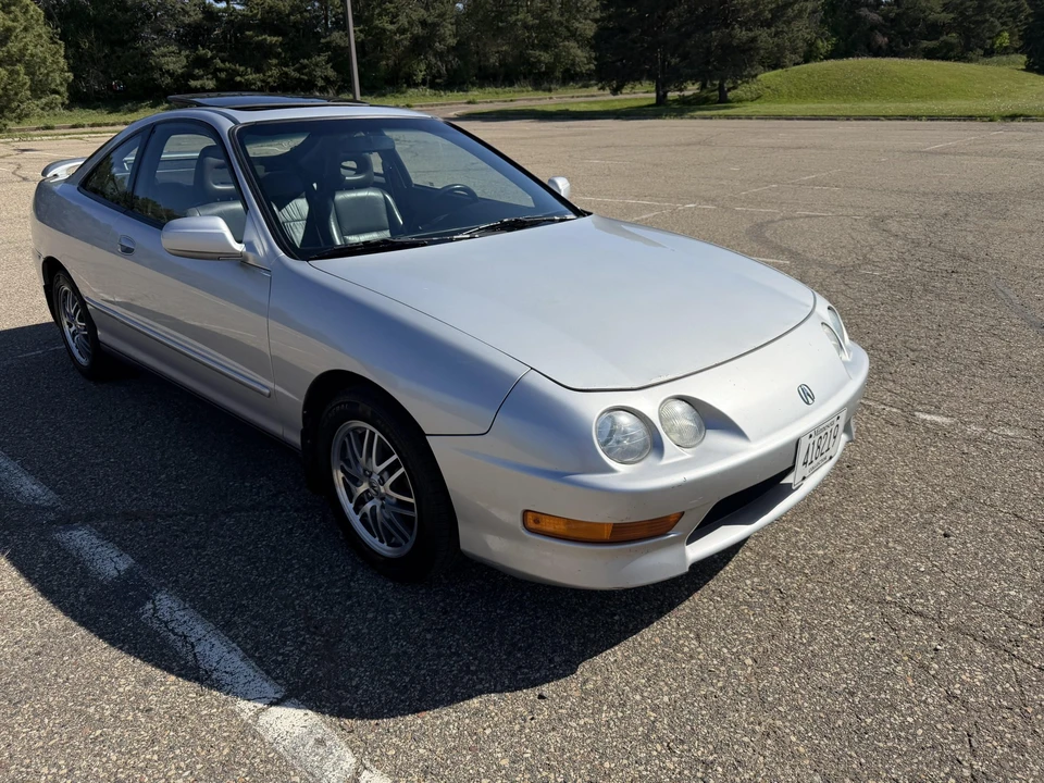 2000 Acura Integra 3rd Gen - Image 5 of 31