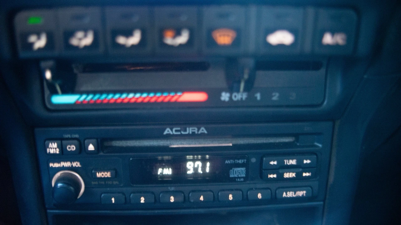 2000 Acura Integra 3rd Gen - Image 8 of 24